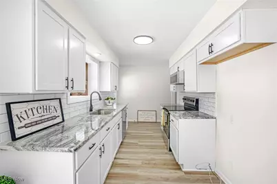 8736 Easy Street NW, Massillon, OH 44646 - Photo 7