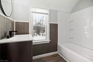 20214 Lanbury Ave, Warrensville Heights, OH 44122 - Photo 11