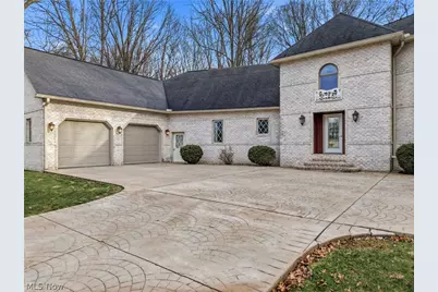 1887 Pearce Circle, Salem, OH 44460 - Photo 3