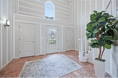 1887 Pearce Circle, Salem, OH 44460 - Photo 9