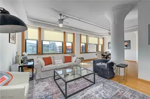 2077 E 4th St, Loveland, OH 44115 - Photo 13