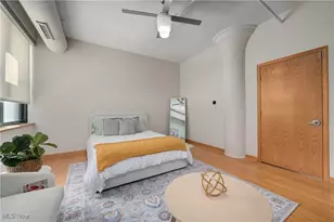 2077 E 4th St, Loveland, OH 44115 - Photo 23