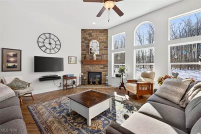 104 Bentwood Drive, Chardon, OH 44024 - Photo 17