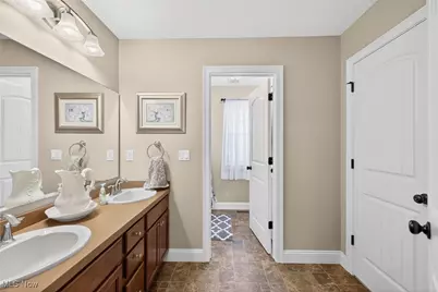 104 Bentwood Drive, Chardon, OH 44024 - Photo 27