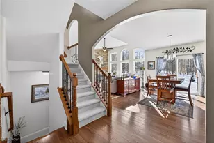 104 Bentwood Dr, Chardon, OH 44024 - Photo 5