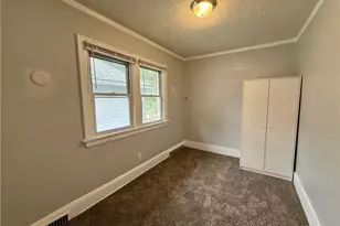 810 Thayer St, Akron, OH 44310 - Photo 9