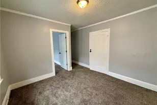 810 Thayer St, Akron, OH 44310 - Photo 3