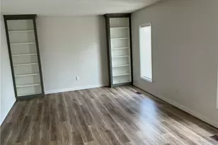 88 N Carpenter Rd, Brunswick, OH 44212 - Photo 3