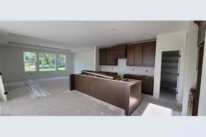 7824 Harley Hills Drive, North Royalton, OH 44133 - Photo 11