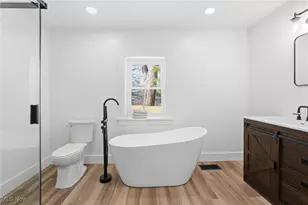 4689 Crystal Lake Ave NW, Canal Fulton, OH 44614 - Photo 17