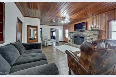 5796 St Rt 250, Beach City, OH 44608 - Photo 15