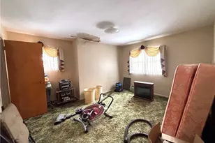 346 E 8th St, East Liverpool, OH 43920 - Photo 13