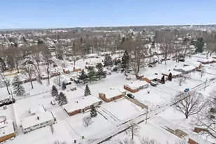 664 Fairview Pl, Alliance, OH 44601 - Photo 35