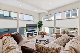 706 University Ct, Loveland, OH 44113 - Photo 5