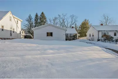 14750 Schreiber Road, Maple Heights, OH 44137 - Photo 5