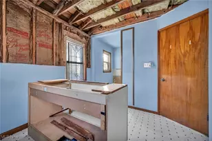 14750 Schreiber Rd, Maple Heights, OH 44137 - Photo 27