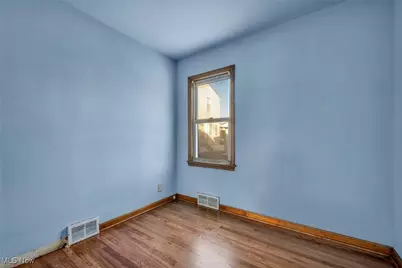 14750 Schreiber Road, Maple Heights, OH 44137 - Photo 21