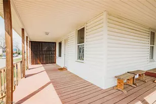 216 Blennerhassett Ave, Belpre, OH 45714 - Photo 37