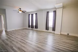 216 Blennerhassett Ave, Belpre, OH 45714 - Photo 15