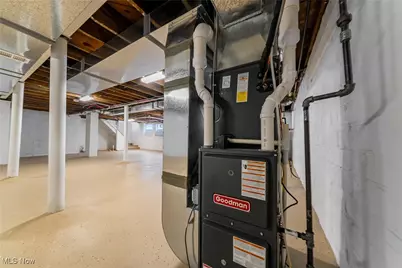 2124 Lamberton Road, Loveland, OH 44118 - Photo 45