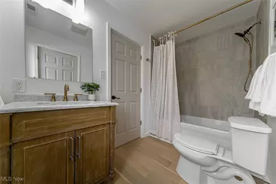 2124 Lamberton Road, Loveland, OH 44118 - Photo 41