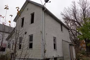 590 Flora Ave, Akron, OH 44314 - Photo 11