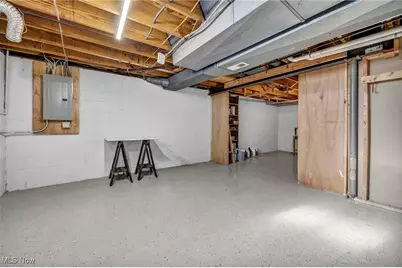 5770 N Crossview Road, Green Hills, OH 44131 - Photo 39