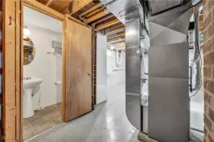 5770 N Crossview Rd, Green Hills, OH 44131 - Photo 41