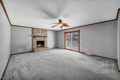 5770 N Crossview Road, Green Hills, OH 44131 - Photo 3