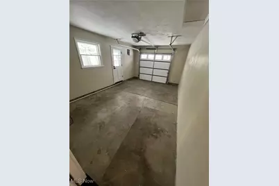 653 Chapel Lane, Campbell, OH 44405 - Photo 15