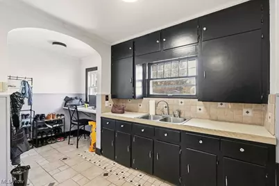 1556 Overlook Drive, Akron, OH 44314 - Photo 15