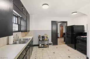 1556 Overlook Dr, Akron, OH 44314 - Photo 19