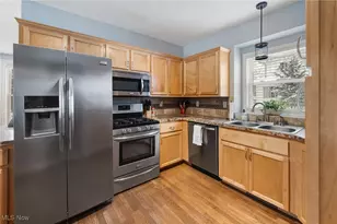 288 E Clinton St, Doylestown, OH 44230 - Photo 9