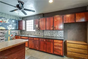 263 19th St NW, Barberton, OH 44203 - Photo 15