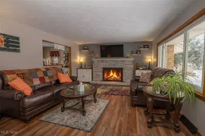 4795 Erie Avenue NW, Canal Fulton, OH 44614 - Photo 5