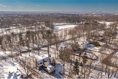 2917 N Park Boulevard, Loveland, OH 44118 - Photo 3