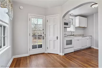 2292 S Overlook Road #1, Cleveland Heights, OH 44106 - Photo 11