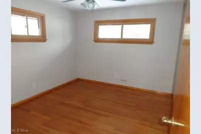 9989 Albion Road, North Royalton, OH 44133 - Photo 15