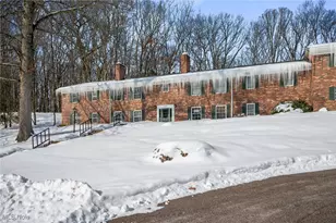 6930 Carriage Hill Dr, Brecksville, OH 44141 - Photo 19