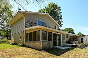 1365 Vanderhoof Rd, New Franklin, OH 44203 - Photo 3