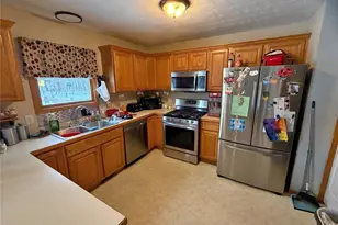 1461 Brookridge Ave, Louisville, OH 44641 - Photo 5