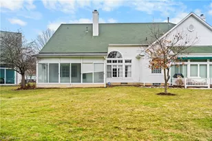 25 Golf View Ln, North Olmsted, OH 44070 - Photo 43