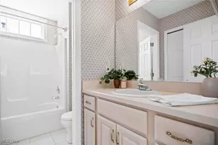 25 Golf View Ln, North Olmsted, OH 44070 - Photo 39