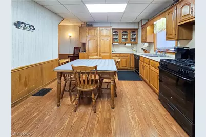 715 N Walnut Street, Dover, OH 44622 - Photo 5