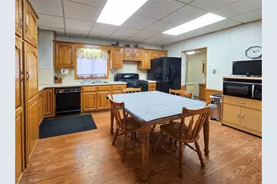 715 N Walnut Street, Dover, OH 44622 - Photo 7