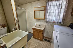 715 N Walnut St, Dover, OH 44622 - Photo 11