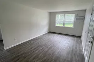 402 Caroline Ave, Hubbard, OH 44425 - Photo 5