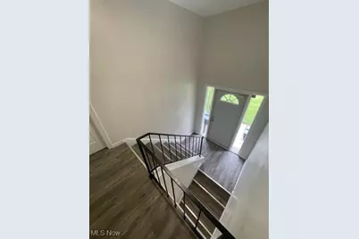 402 Caroline Avenue #11, Hubbard, OH 44425 - Photo 3