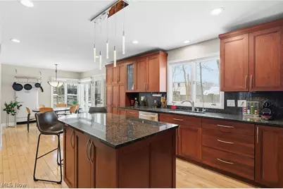 3889 Beechmont Oval, Orange, OH 44122 - Photo 11