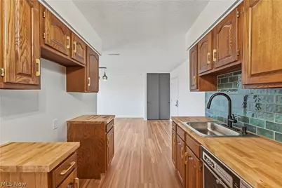 25735 Lorain Road #210, North Olmsted, OH 44070 - Photo 5